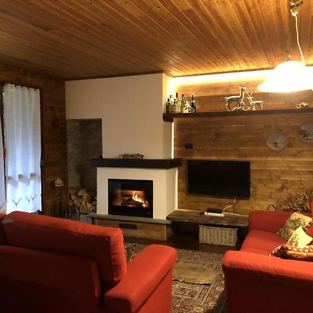 Appartamento Ampio Giardino Adiacente Piste Sci 4/6 Posti Letto لا تْويلي المظهر الخارجي الصورة