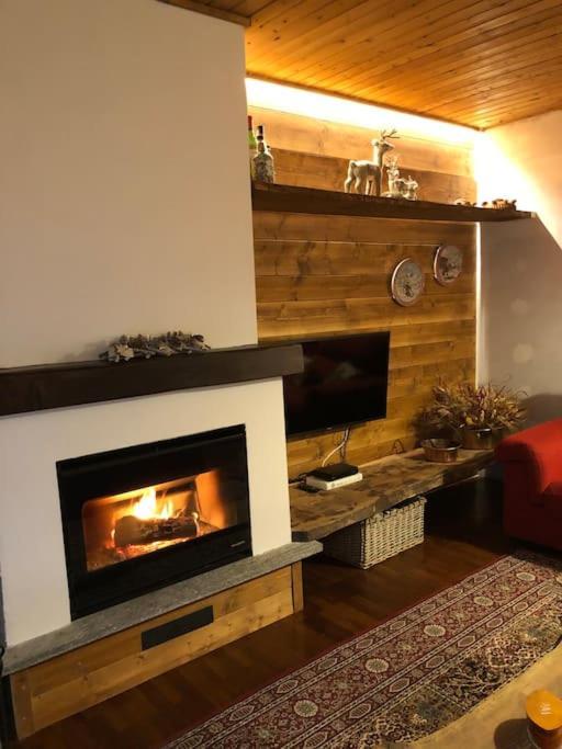Appartamento Ampio Giardino Adiacente Piste Sci 4/6 Posti Letto لا تْويلي المظهر الخارجي الصورة