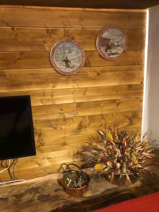 Appartamento Ampio Giardino Adiacente Piste Sci 4/6 Posti Letto لا تْويلي المظهر الخارجي الصورة