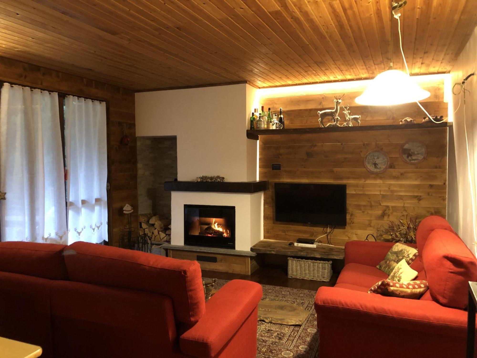 Appartamento Ampio Giardino Adiacente Piste Sci 4/6 Posti Letto لا تْويلي المظهر الخارجي الصورة